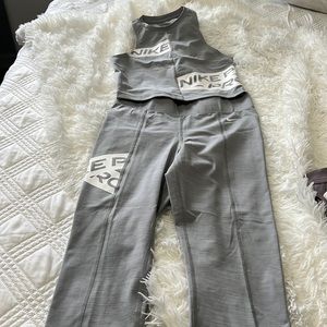 Gray Nike set NWOT top size small and leggings size medium